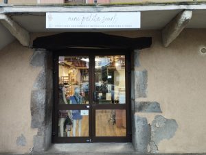 entrée pmr coté parking