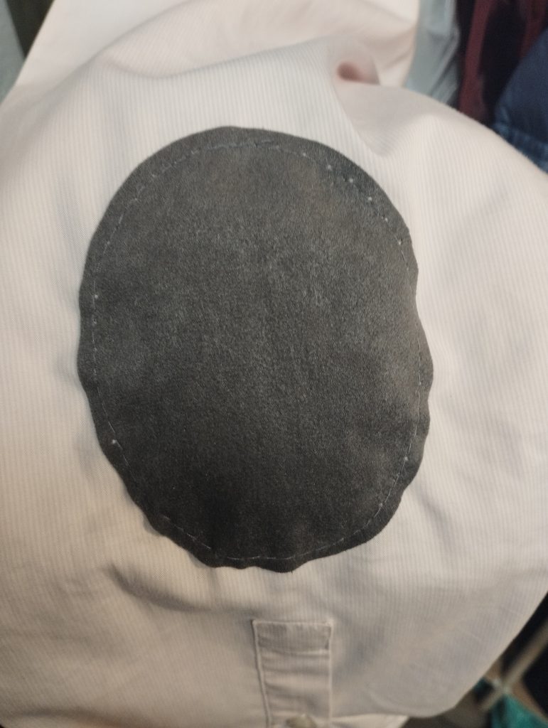 coudière sur chemise, réparation, retouche